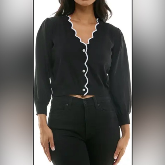 ✨NWT✨ Nina Leonard Black Cardigan with Scalloped White Trim and Pearl Buttons - Picture 3 of 8